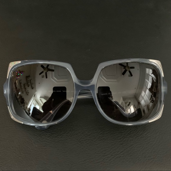 Michael Kors Women’s Sunglasses Blue/Sliver - Picture 1 of 6